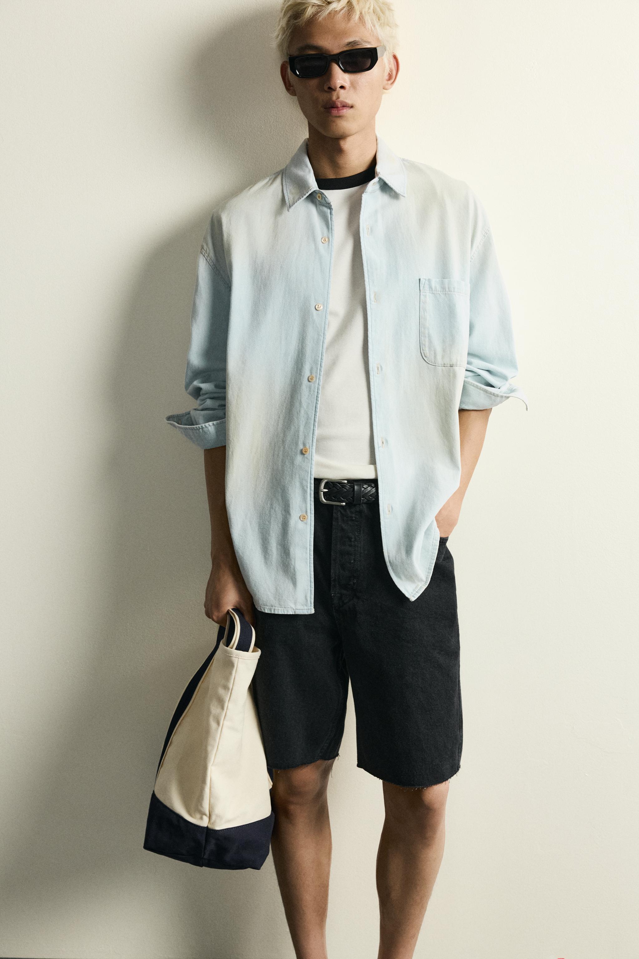 STRAIGHT FIT DENIM SHORTS